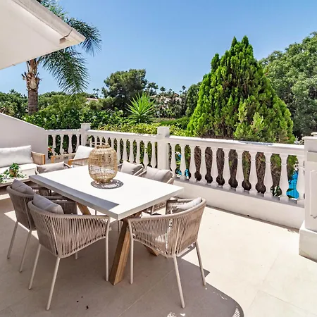 Agrupadas 2 Marbella